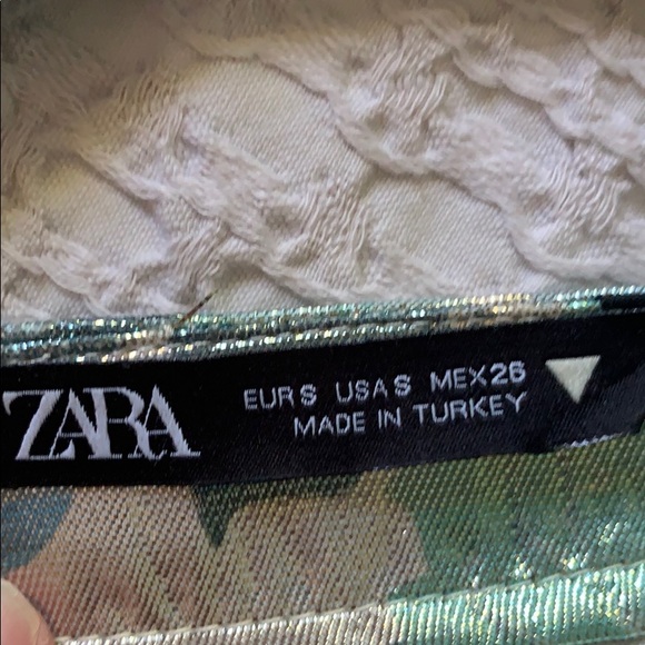 Zara Statement Top - Picture 6 of 7